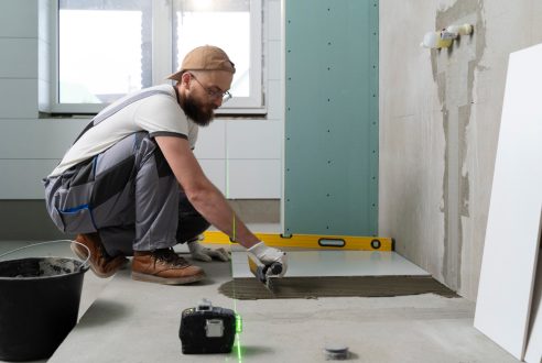 10 outils indispensables pendant la rénovation de sa salle de bain